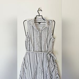 Ann Taylor Shirt Dress 14P Navy Blue White Stripe Sleeveless Collar Pocket